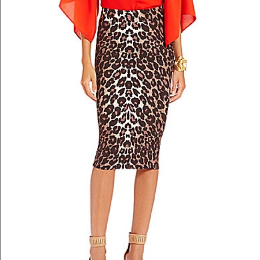 Gianni Bini Bethany leopard pointe pencil skirt